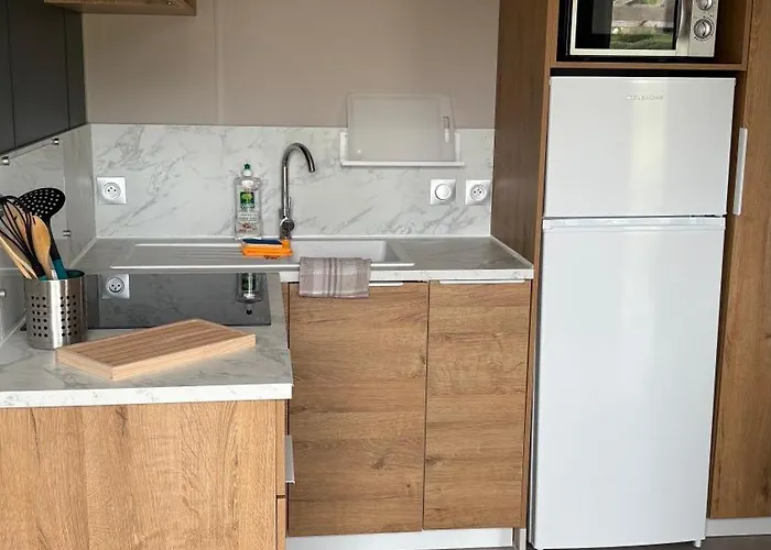 De Charme Pres De Santa Giulia 木屋 *