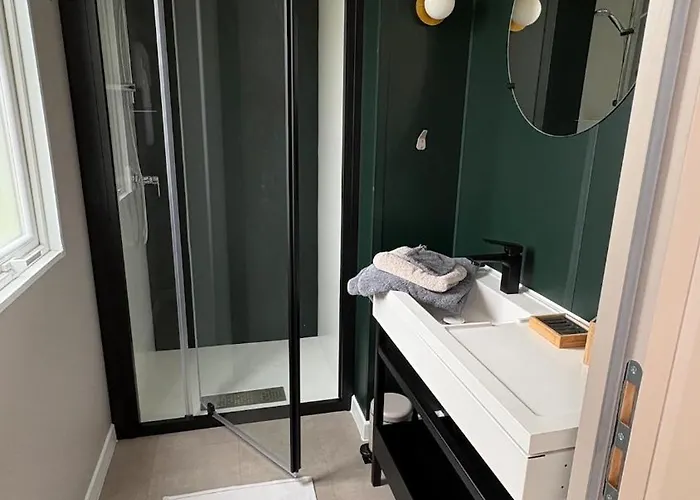 De Charme Pres De Santa Giulia 木屋 *