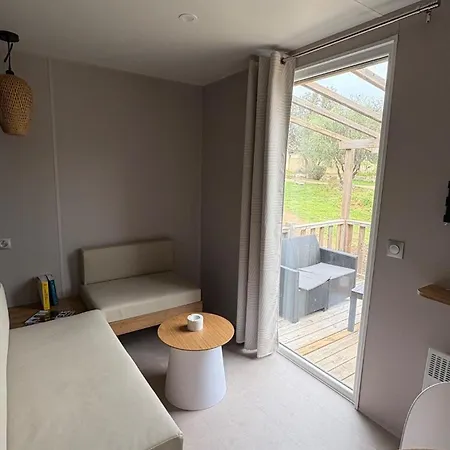 Chalet De Charme Pres De Santa Giulia Porto-Vecchio (Corsica)